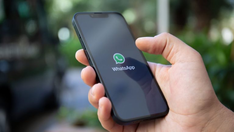 Older iPhone Users: Last Chance to Save WhatsApp Before It’s Too Late