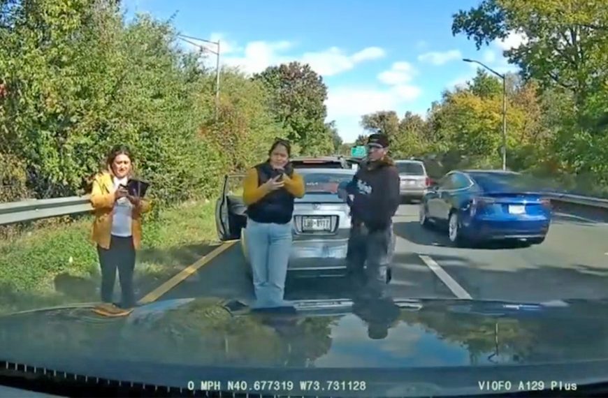 Crash-Tested Justice: Idiot’s Insurance Fraud Attempt Foiled by Dash Cam Cops