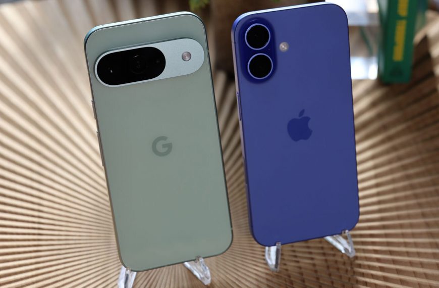 Unleashing the Smallest Wars: Apple iPhone 16 vs Google Pixel 9 Base Model Showdown