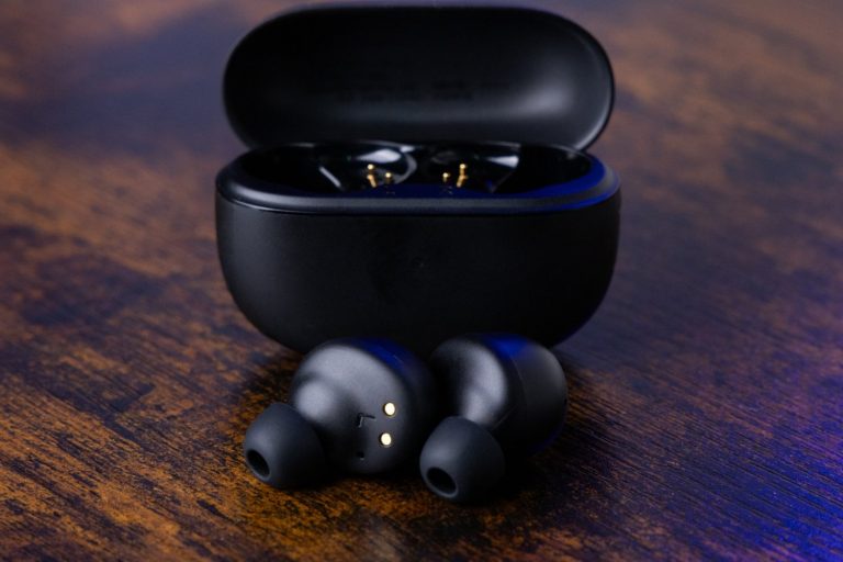 Boost Your Audiophile Experience with High-Tech $30 Noise Canceling Earbuds