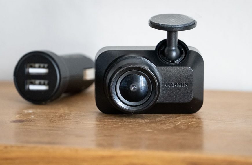 Upgrade Your Road Safety with the Revolutionary Garmin Dash Cam Mini 3: Glare-Free Navigation