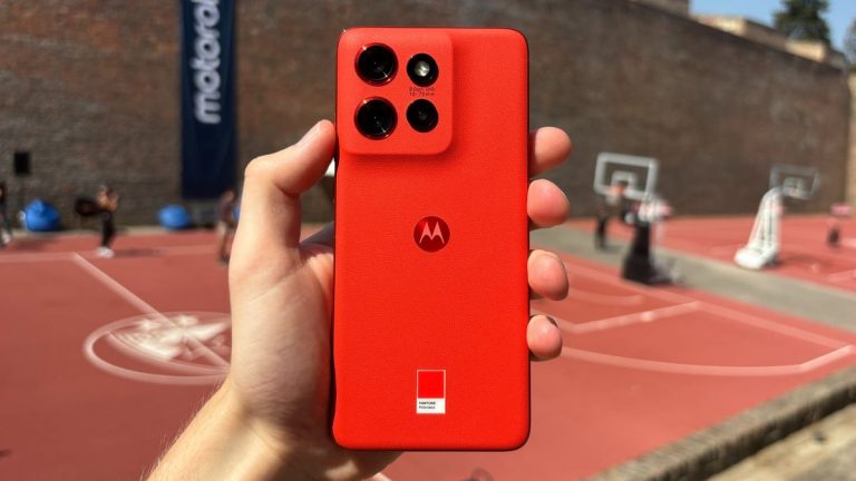 The Motorola Edge 50 Neo could rival the Samsung Galaxy A55 as the best cheap phone of 2024