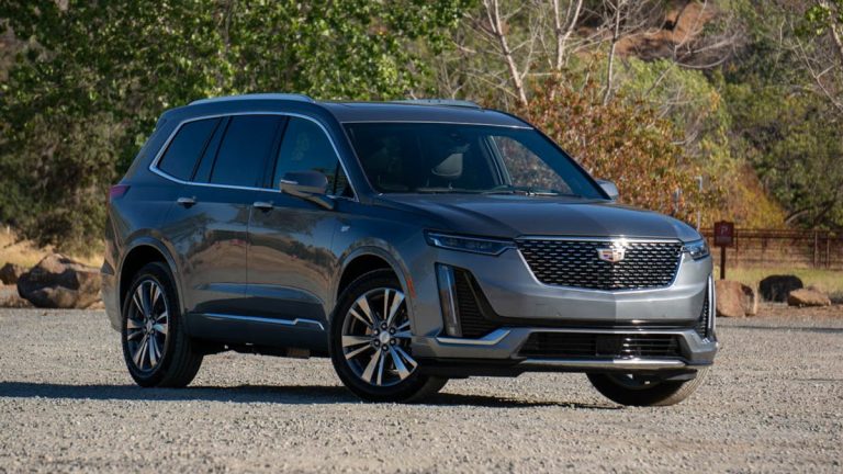 2023 Cadillac XT6 Review: Super Cruising Into the Spotlight