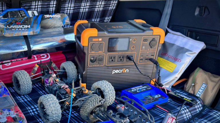 Pecron E1500LFP Portable Power Station Hands-On Review