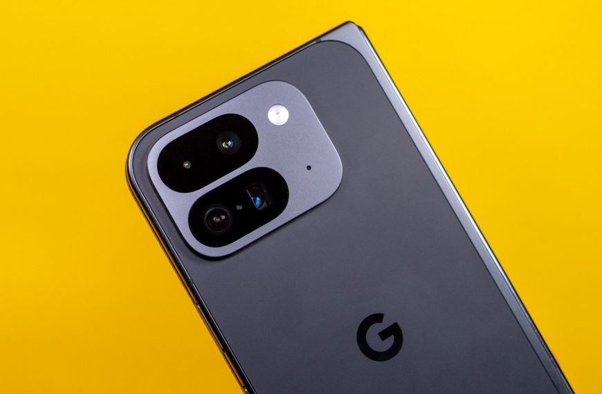 Unleash the Fold: Pixel 9 Pro’s Surprising Edge Over Top-Rated Flagships