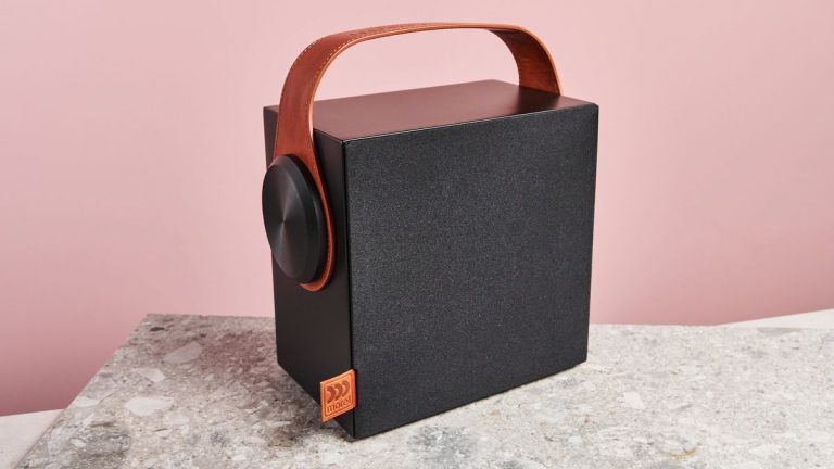 Compact Wireless Speaker Review: Morel Biggie’s Minimalist Sound Quality