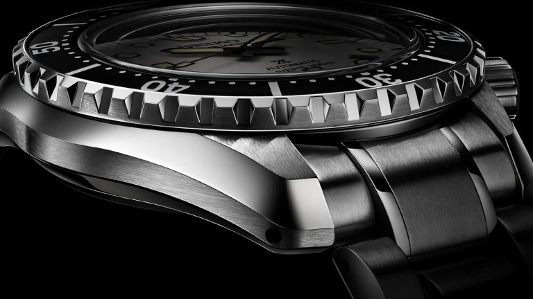 Seiko Revives Classic Dive Watch Heritage with Timeless Design and Iconic Features