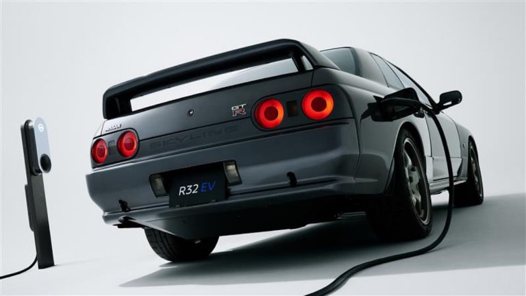 Revolutionary Electric R32 Skyline GT-R: Emulating the Classic with Unparalleled Precision