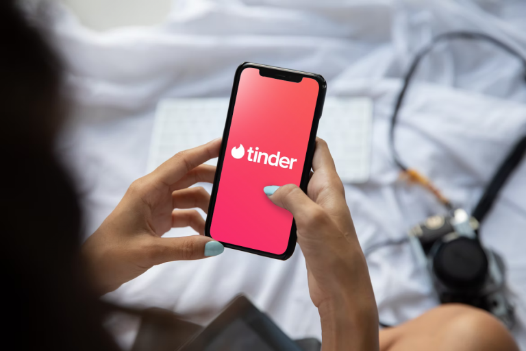 Tinder’s new AI will pick your fittest, most swipe right-able pics