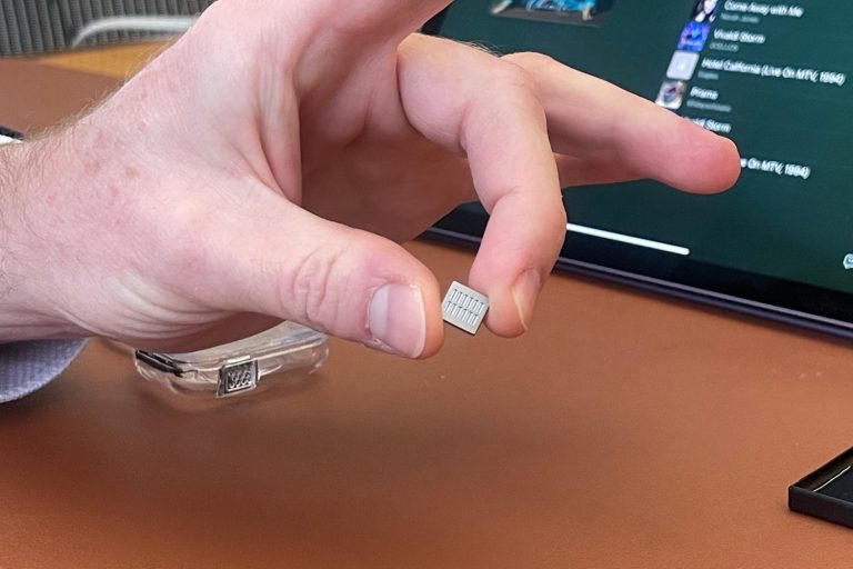 Unlock the Power of Sound: Discover the Tiniest and Lightest Micro-Speaker on the Planet